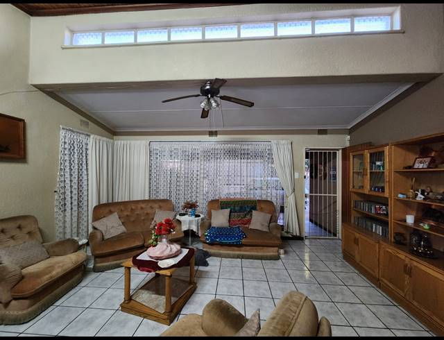 3 BEDROOM HOUSE SOLD IN VEREENIGING CENTRAL